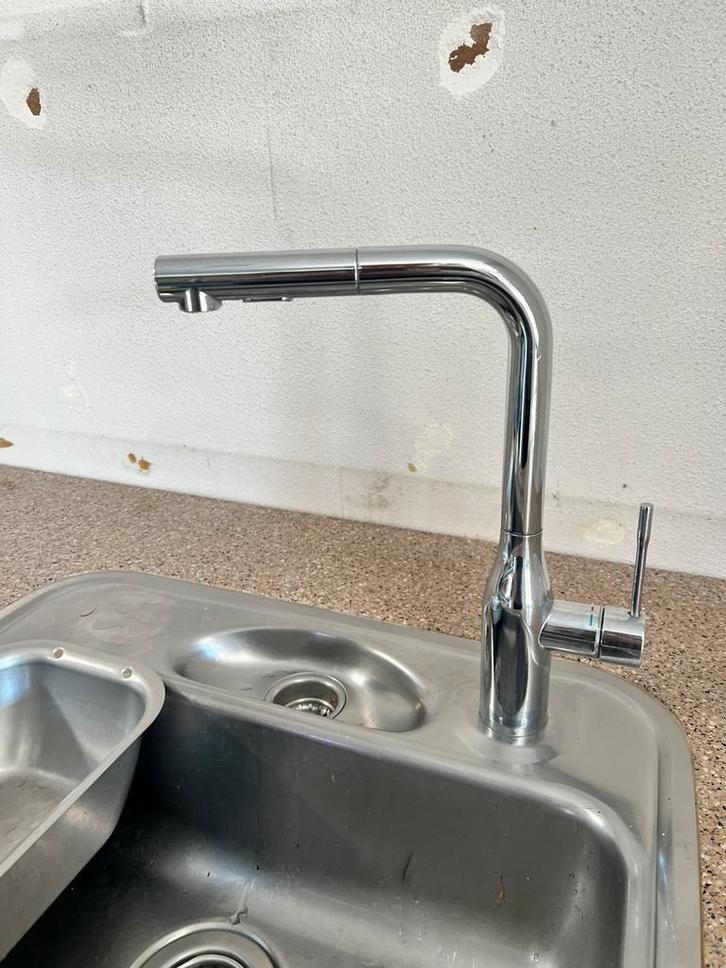 Grohe Essence keukenkraan met uittrekbare uitloop, Doe-het-zelf en Verbouw, Sanitair, Zo goed als nieuw, Kraan, Chroom, Ophalen of Verzenden