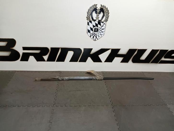 BMW E32 RAAMLIJST LINKS ZWART 51131969349 NIEUW, Auto diversen, Overige Auto diversen, Ophalen of Verzenden