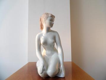 Art Deco Fifties Beeld Hollohaza, Naakte Vrouw beschikbaar voor biedingen