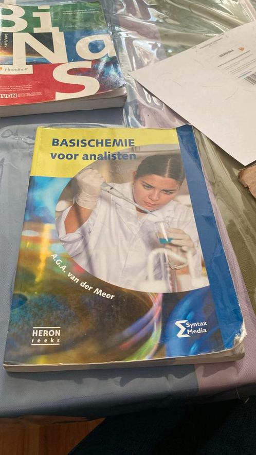 A.G.A. van der Meer - Basischemie voor analisten, Boeken, Schoolboeken, Zo goed als nieuw, Nederlands, Overige niveaus, Ophalen of Verzenden