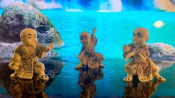 SO AWESOME RARELY COLLECTION WITH NICELY ART OF  RESINS beschikbaar voor biedingen