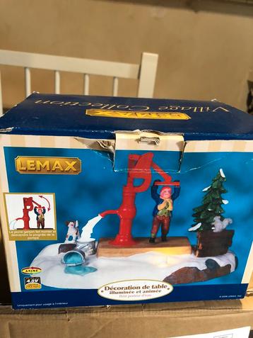 Kerst tafereel mannetje dat water pomt  . beschikbaar voor biedingen