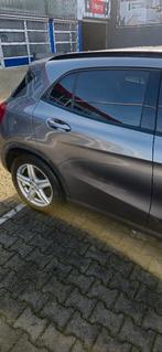 Rechtsachter deur Mercedes GLA (2014) - Kleurcode 787, Auto-onderdelen, Gebruikt, Deur, Mercedes-Benz, Achter
