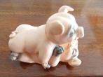 2 lieve varkens H 7 cm. breed 9 cm., Ophalen of Verzenden, Dier