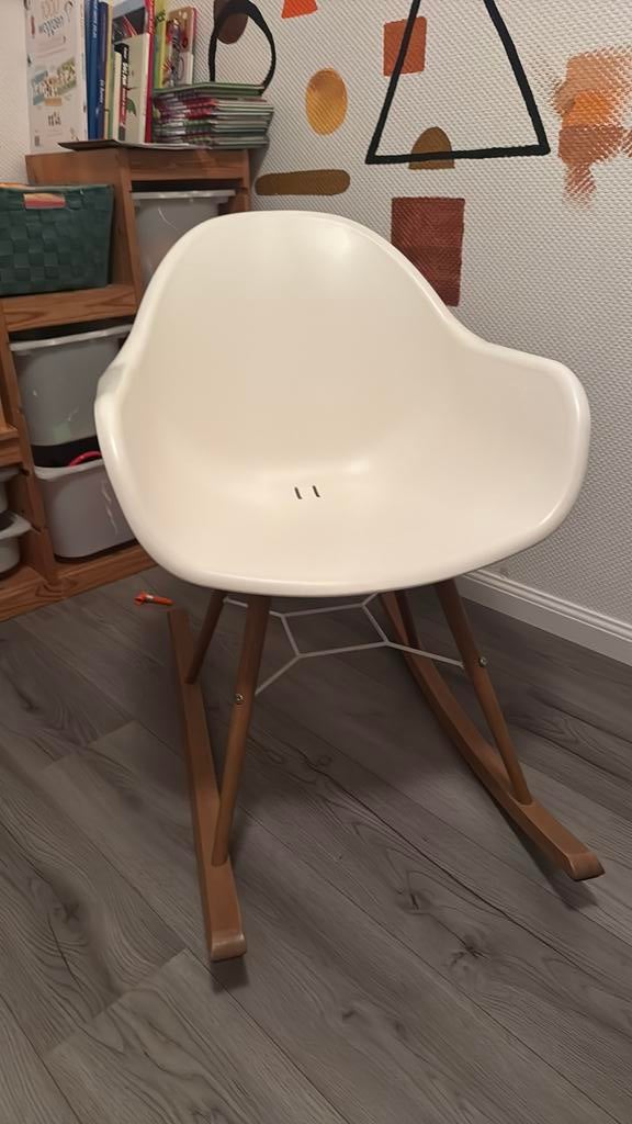 Schommelstoel, Wit, Zo goed als nieuw, Eén, Ophalen