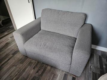 Love seat Grijs beschikbaar voor biedingen