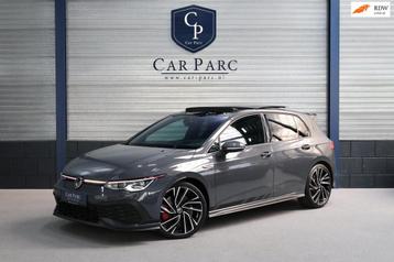 Volkswagen Golf 2.0 TSI GTI Clubsport 301+PK LED+IQ/PANO/HAL beschikbaar voor biedingen