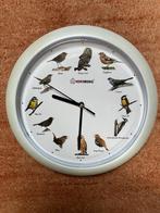 Vogelklok met vogelgeluiden, Ophalen of Verzenden, Zo goed als nieuw, Analoog, Wandklok