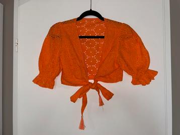 oranje broderie knoop blouse top ruffle mouwen mt S beschikbaar voor biedingen