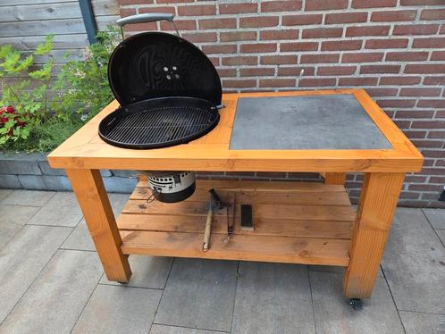Weber 57cm BBQ met buitenkeuken, Tuin en Terras, Buitenkeukens, Gebruikt, Gas, Ophalen