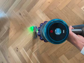 Dyson Stofzuiger Gen5Connect  Absolute - 15 maanden oud beschikbaar voor biedingen