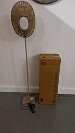 Nieuwe By Boo Ovo Vloerlamp - MOET WEG, Huis en Inrichting, Ophalen, Nieuw, 150 tot 200 cm