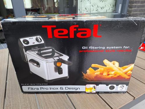 Tefal friteuse Filtra, Witgoed en Apparatuur, Frituurpannen, Zo goed als nieuw, 3 tot 4 liter, Uitneembare binnenpan, Ophalen