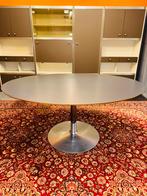 Artifort Circle ovale eettafel design door Pierre Paulin, Ophalen, Rond, A, Vijf personen of meer