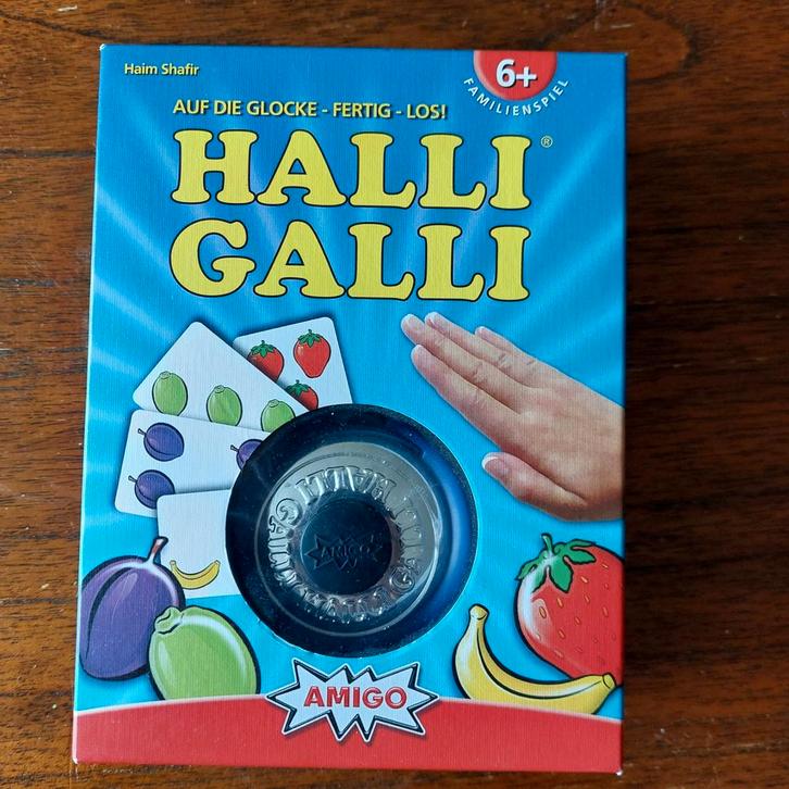 Halli Galli - Leuk en snel reactiespel!, Hobby en Vrije tijd, Gezelschapsspellen | Overige, Zo goed als nieuw, Drie of vier spelers