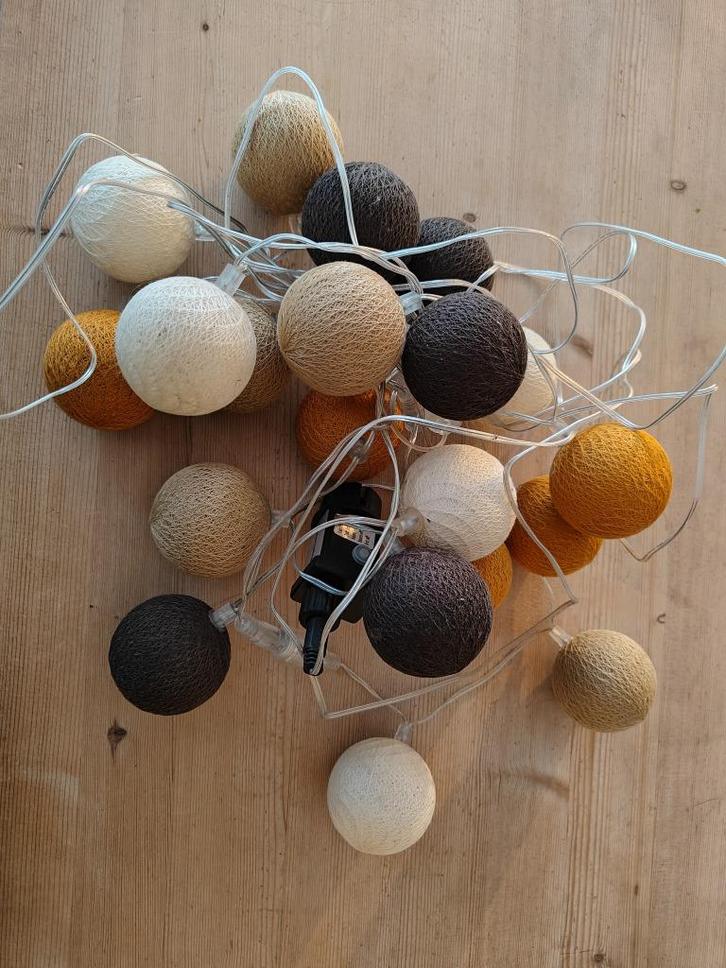 Cotton ball lights, Huis en Inrichting, Lampen | Hanglampen, Zo goed als nieuw, Minder dan 50 cm, Ophalen