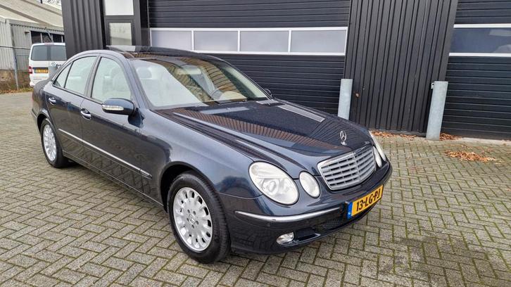 Mercedes-Benz E-klasse 320 Avantgarde Zeer nette auto, Auto's, Mercedes-Benz, Bedrijf, Te koop, E-Klasse, ABS, Airbags, Airconditioning