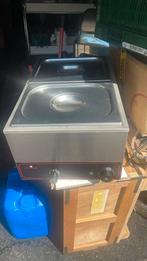 Au. Bain marie, Ophalen
