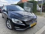 Volvo V60 2.0 D4 Momentum AUTOMAAT (bj 2014), Auto's, 1502 kg, Euro 6, 4 cilinders, Zwart