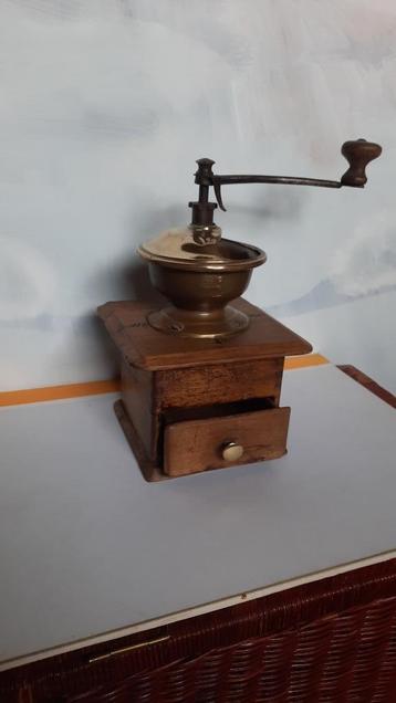 Koffiemolen beschikbaar voor biedingen