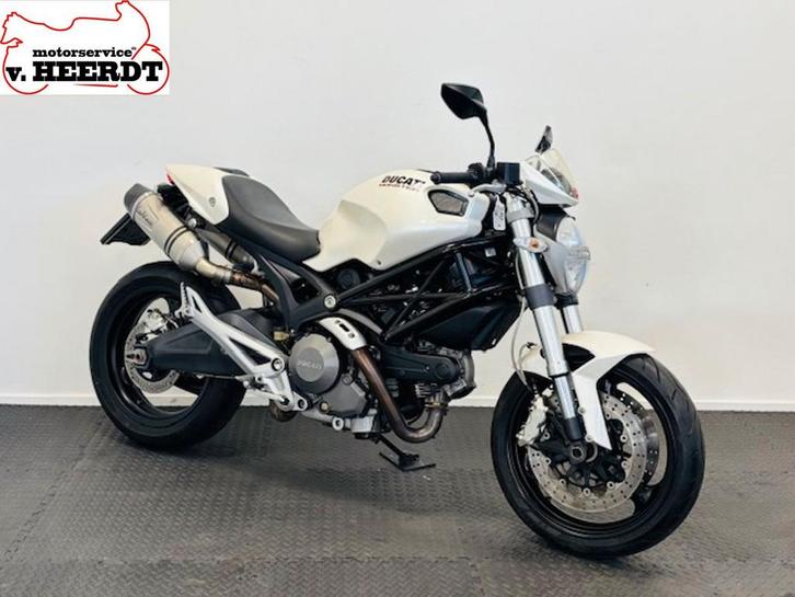 DUCATI M 696 (bj 2009) Monster 696 M696, Motoren, Motoren | Ducati, Bedrijf, Naked bike, 2 cilinders