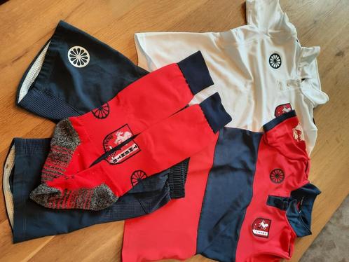 Volledig jongenstunue HC Twente, Kinderen en Baby's, Kinderkleding | Maat 140, Gebruikt, Jongen, Sport- of Zwemkleding, Ophalen