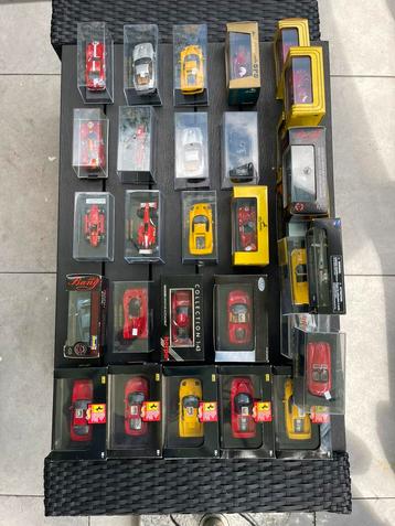 PARTIJ RESTANT VERZAMELING COLLECTIE 3️⃣0️⃣ST. FERRARI E.A. beschikbaar voor biedingen