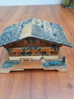 Zwitsers Muziekhuisje Chalet met Muziekdoos, Ophalen of Verzenden, Gebruikt