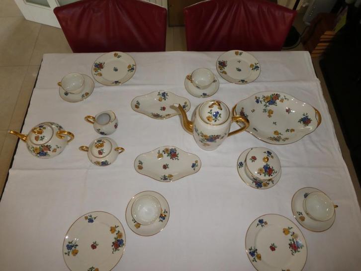 Antiek Limoges France thee en ontbijt servies, Antiek en Kunst, Antiek | Servies compleet, Ophalen