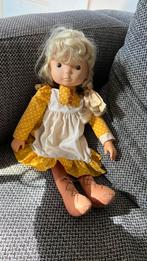 Pop met blonde vlechten vintage pedigree, Ophalen of Verzenden, Gebruikt, Pop