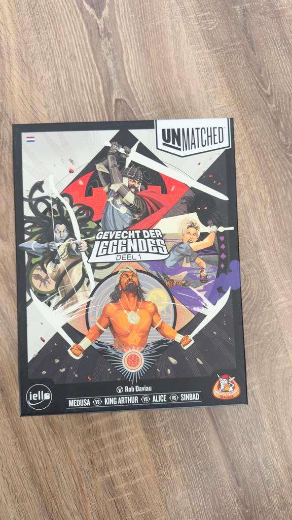 Unmatched: Gevecht der Legenden - Nieuw!, Hobby en Vrije tijd, Gezelschapsspellen | Bordspellen, Nieuw, Een of twee spelers, Reisspel