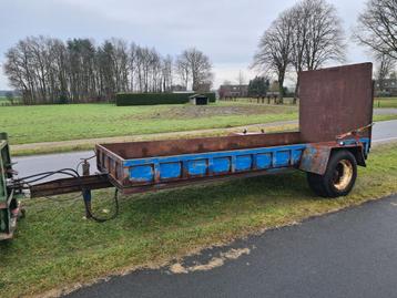 4 tons oprijwagen, Veldhuizen aanhanger ,KWH bladzuigwagen beschikbaar voor biedingen