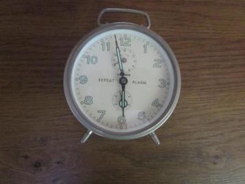 vintage Lumen opdraai wekker ijzer beschikbaar voor biedingen