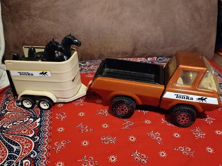 Tonka pick up paarden trailer, Hobby en Vrije tijd, Modelauto's | 1:24, Gebruikt, Overige typen, Overige merken, Ophalen of Verzenden