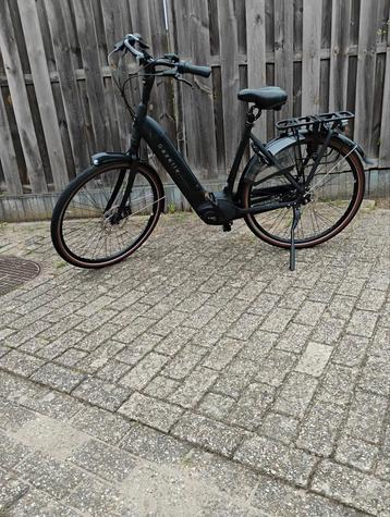 Gazelle Grenoble C8 met Bosch middenmotor mt 53 cm 2024 beschikbaar voor biedingen