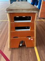 Gym / LO Kast, Ophalen, Gebruikt, Oranje, Materiaal