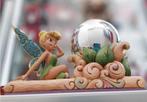 tinkerbell gazing ball disney traditions, Ophalen of Verzenden, Overige figuren, Nieuw, Beeldje of Figuurtje