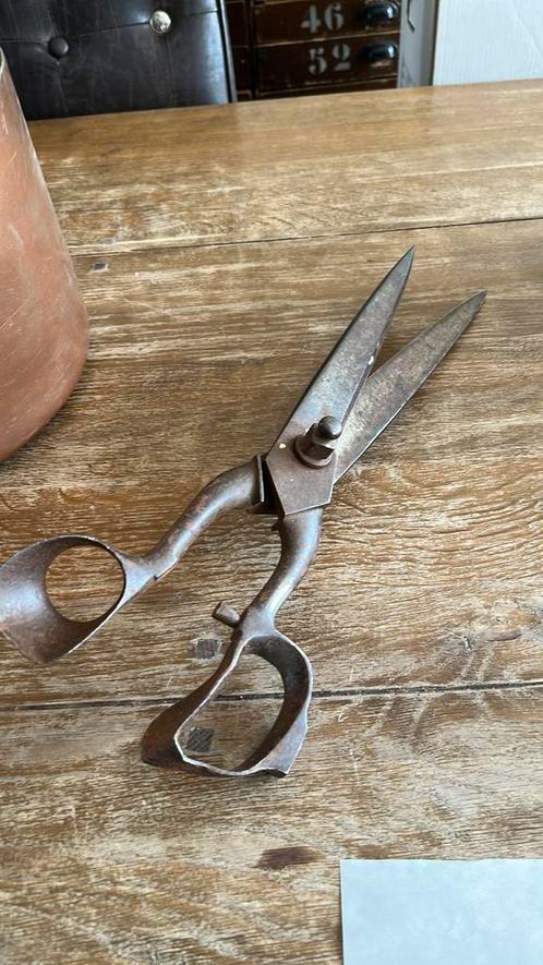 Oude grote kleermakers schaar van 39cm lang, Antiek en Kunst, Antiek | Gereedschap en Instrumenten, Ophalen of Verzenden