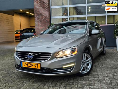 Volvo V60 2.4 D6 AWD Plug-In Hybrid Summum |Dakraam |Trekhaa, Auto's, Volvo, Bedrijf, Te koop, V60, 4x4, ABS, Achteruitrijcamera