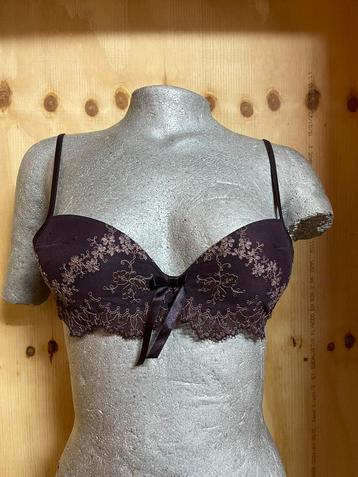 Marie jo push up bh 75a en 80a model fiorella beschikbaar voor biedingen