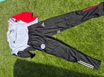 Ajax 2026 trainingspak NIEUW, Ophalen of Verzenden, Nieuw, Overige maten, Voetbal