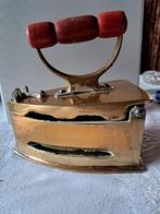 Antiek koperen strijkijzer, Antiek en Kunst, Antiek | Koper en Brons, Ophalen of Verzenden