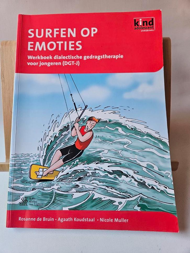 Surfen op Emoties - Werkboek DGT-J voor Jongeren, Boeken, Psychologie, Zo goed als nieuw, Ontwikkelingspsychologie, Ophalen of Verzenden