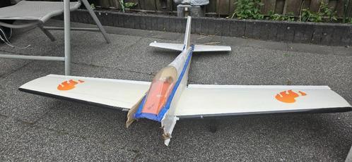 RC Vliegtuig Sig King Cobra Span 160CM lengte 120CM Servo's, Hobby en Vrije tijd, Modelbouw | Radiografisch | Vliegtuigen, Niet werkend