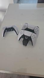 3x ps5 controller met oplaad station, Ophalen of Verzenden, Zo goed als nieuw