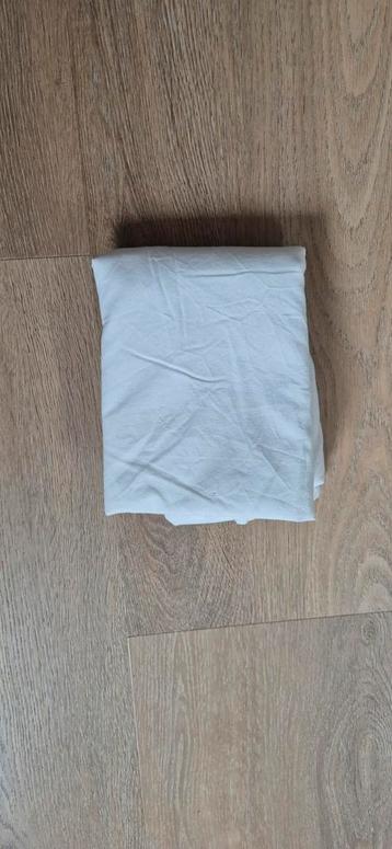 Ledikant laken, wit beschikbaar voor biedingen