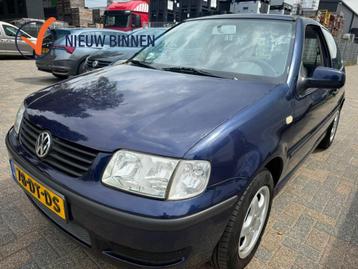 Volkswagen Polo 1.4 Trendline NIEUWE APK  beschikbaar voor biedingen