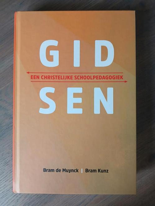 Bram de Muynck - Gidsen, Boeken, Wetenschap, Zo goed als nieuw, Ophalen of Verzenden