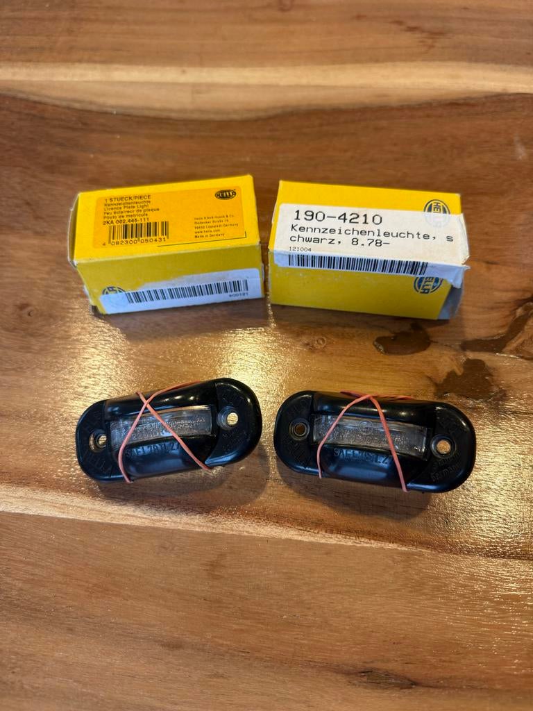 Golf 1 Cabrio Hella Kentekenverlichting - Nieuw in Doos, Auto-onderdelen, Verlichting, Ophalen, Nieuw, Volkswagen