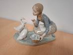 Lladro beeld meisje met 2 eenden / ganzen, Ophalen of Verzenden